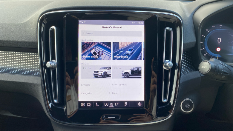 Volvo XC40 2.0 B4P Plus Dark 5dr Auto Petrol Estate